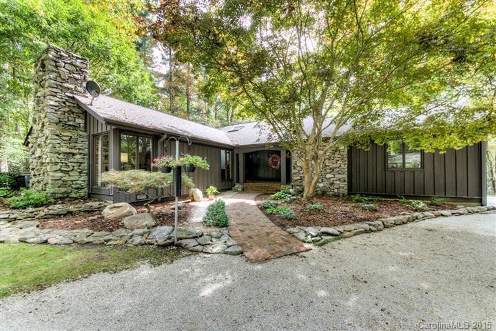 1236 Olde Chanteloup Court