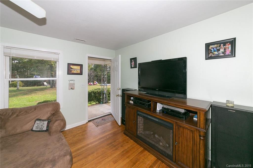 578 Stepp Mill Road - Photo 2