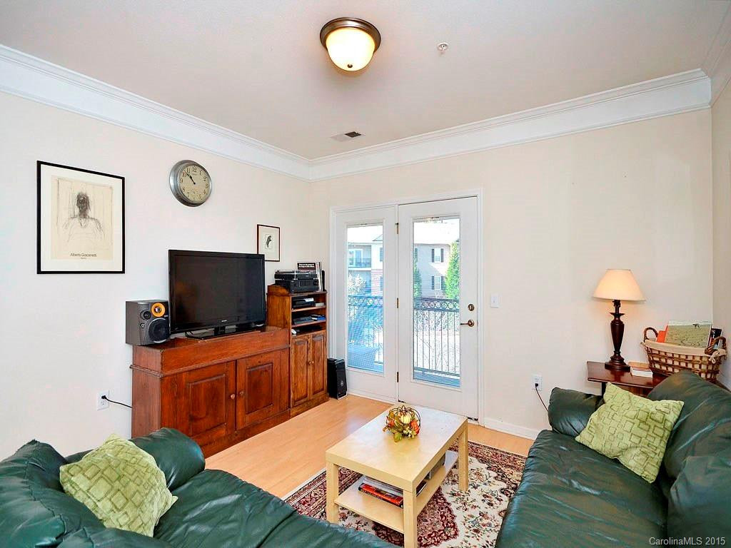 138 Appeldoorn Circle #- - Photo 3