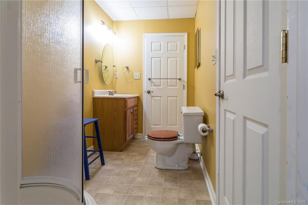 1374 Mountain View Road - Photo 13