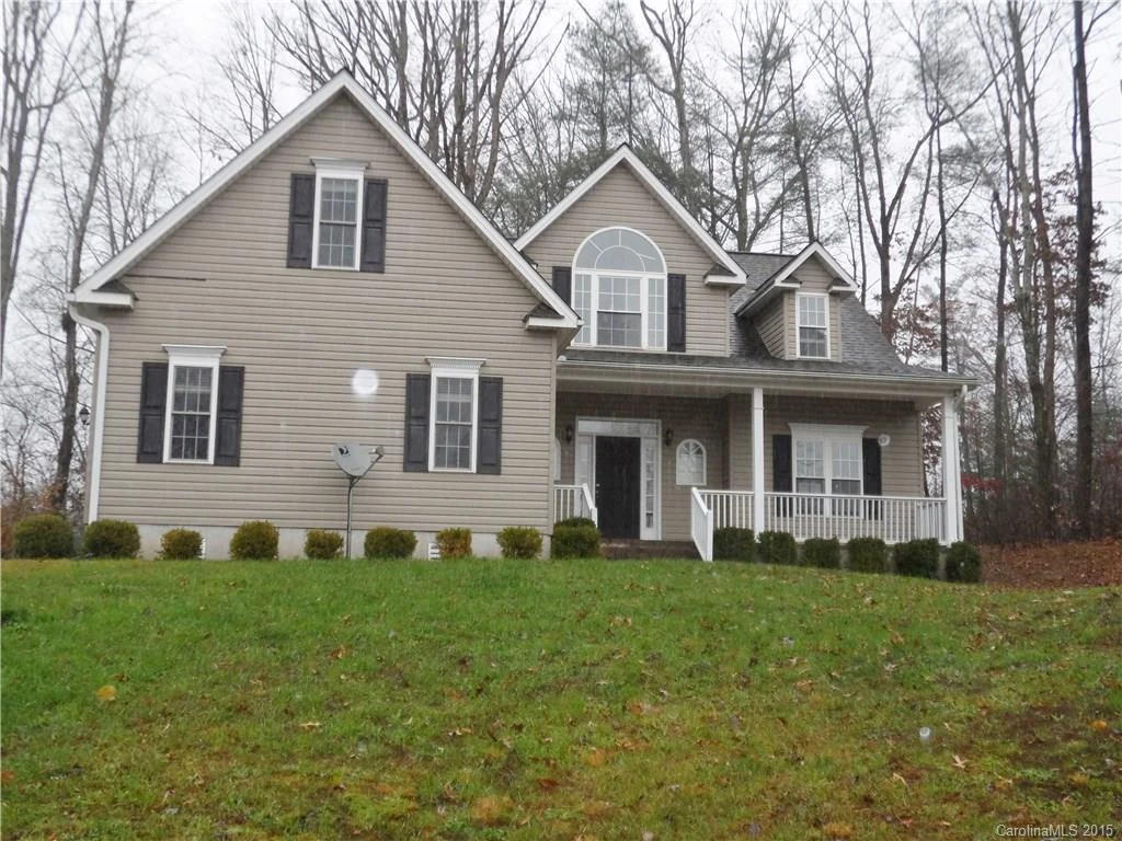 32 Lockes Lane