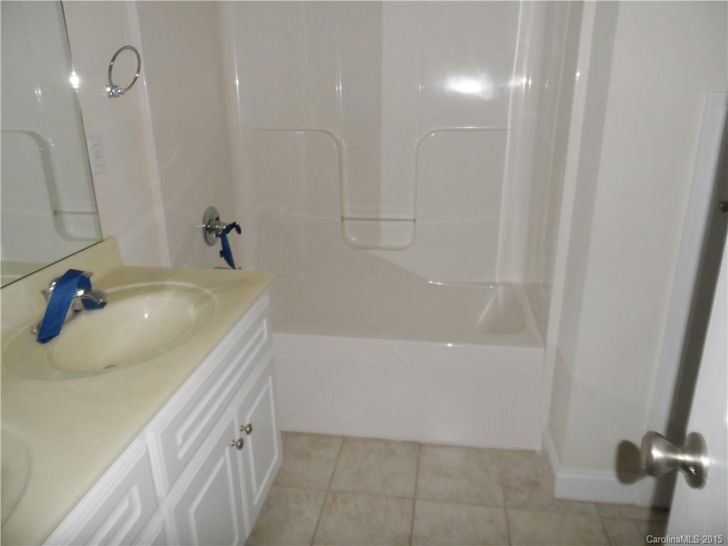 32 Lockes Lane - Photo 13