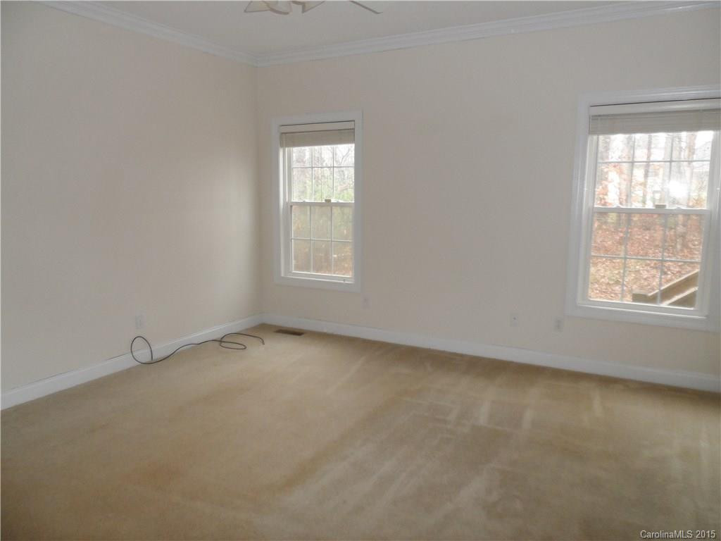 32 Lockes Lane - Photo 7