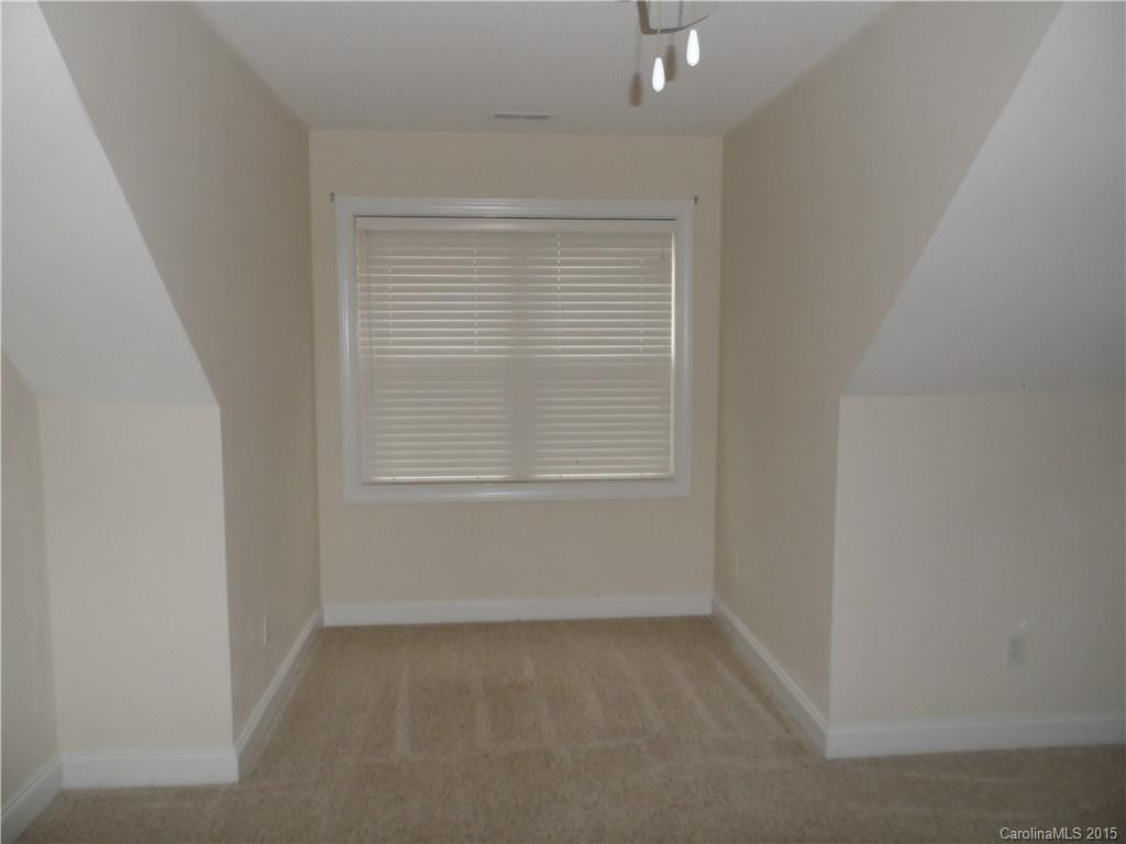 32 Lockes Lane - Photo 9