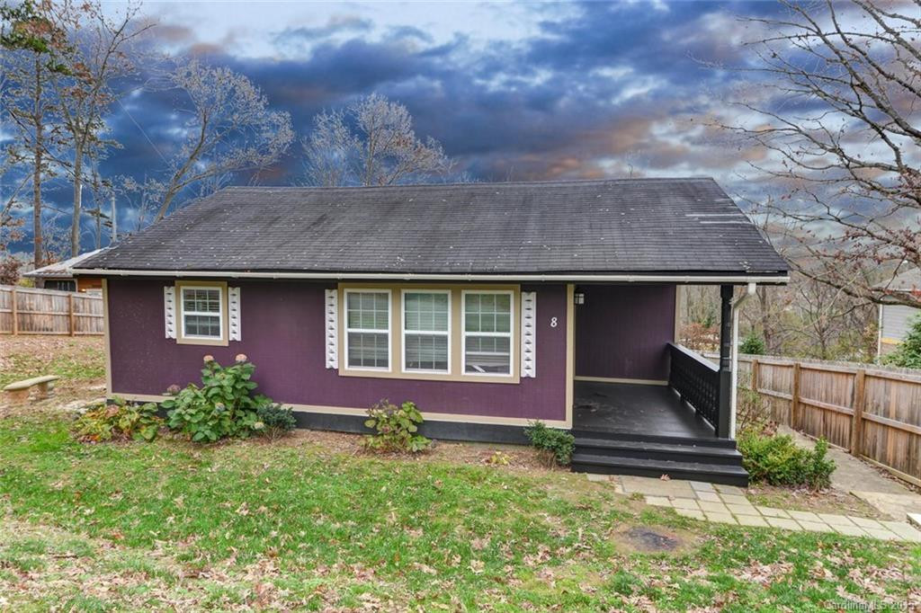 8 Lawndale Avenue - Photo 2