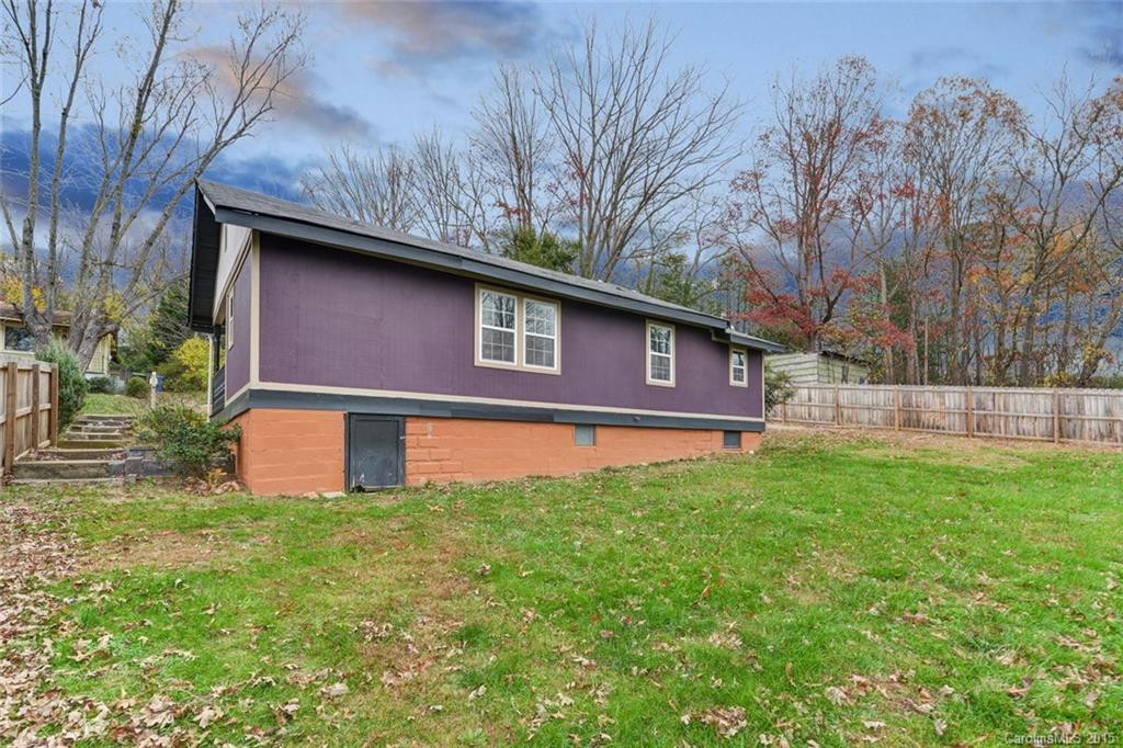 8 Lawndale Avenue - Photo 3