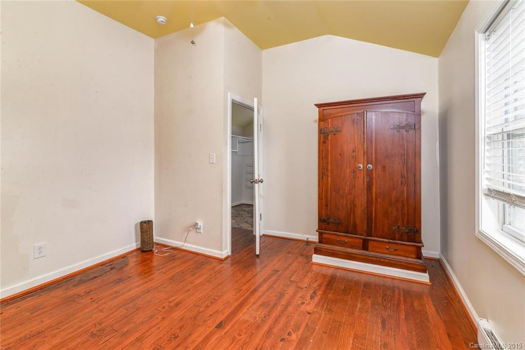 8 Lawndale Avenue - Photo 7