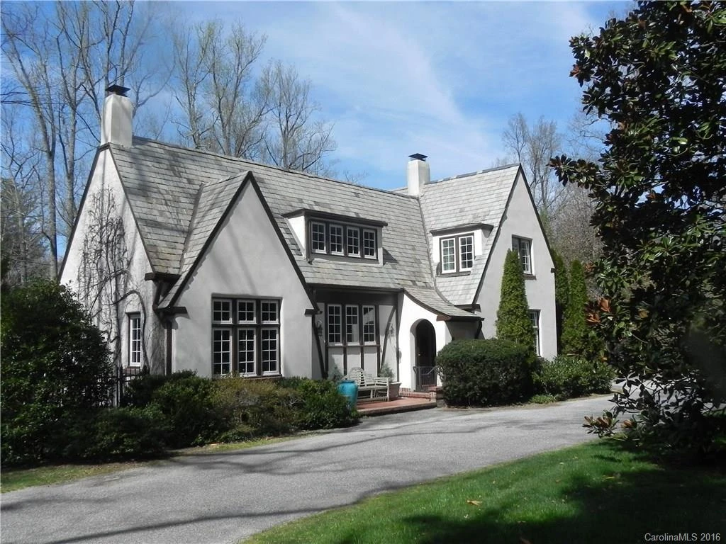 341 Vanderbilt Road