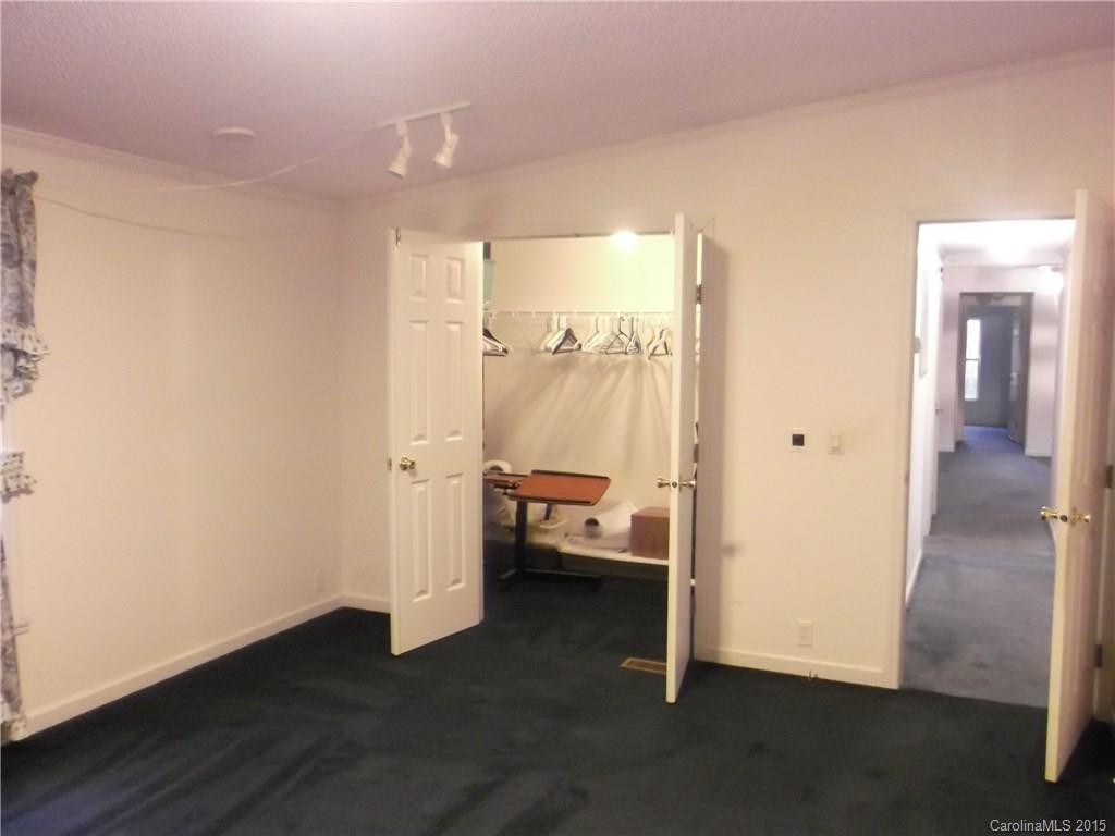 213 Odom Way - Photo 15