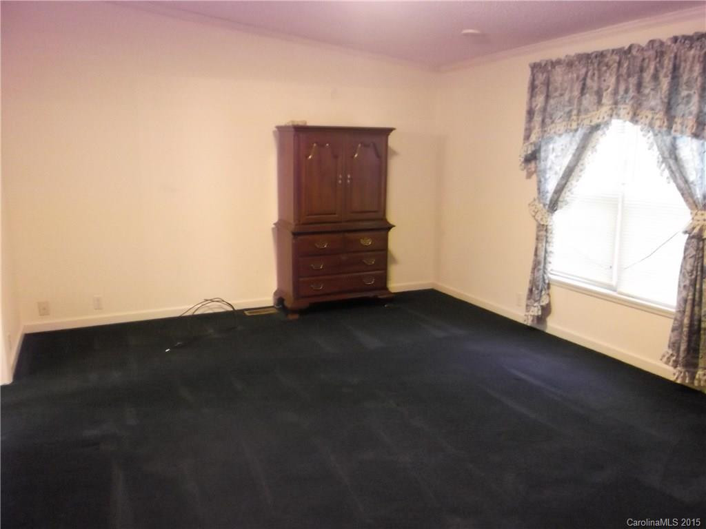 213 Odom Way - Photo 9