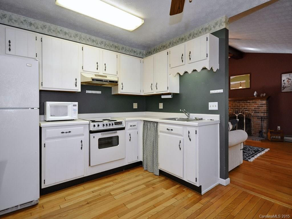 91 Thomas Park Drive - Photo 6