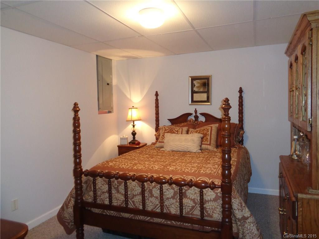 20 Hillside Drive - Photo 16