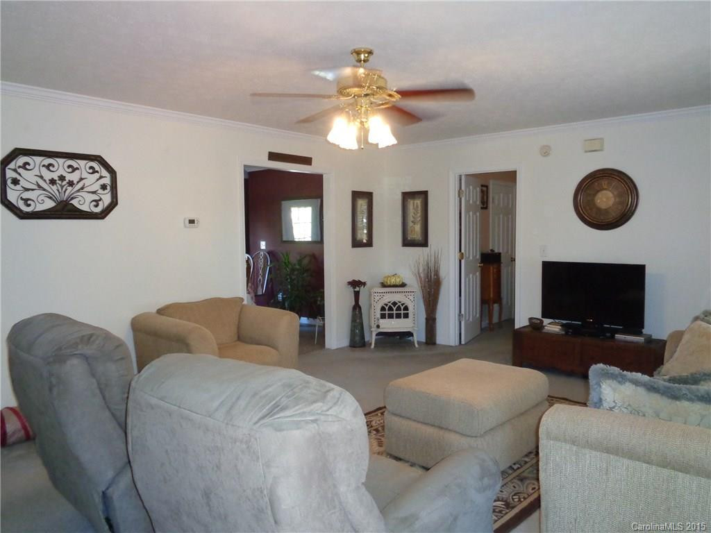 20 Hillside Drive - Photo 6
