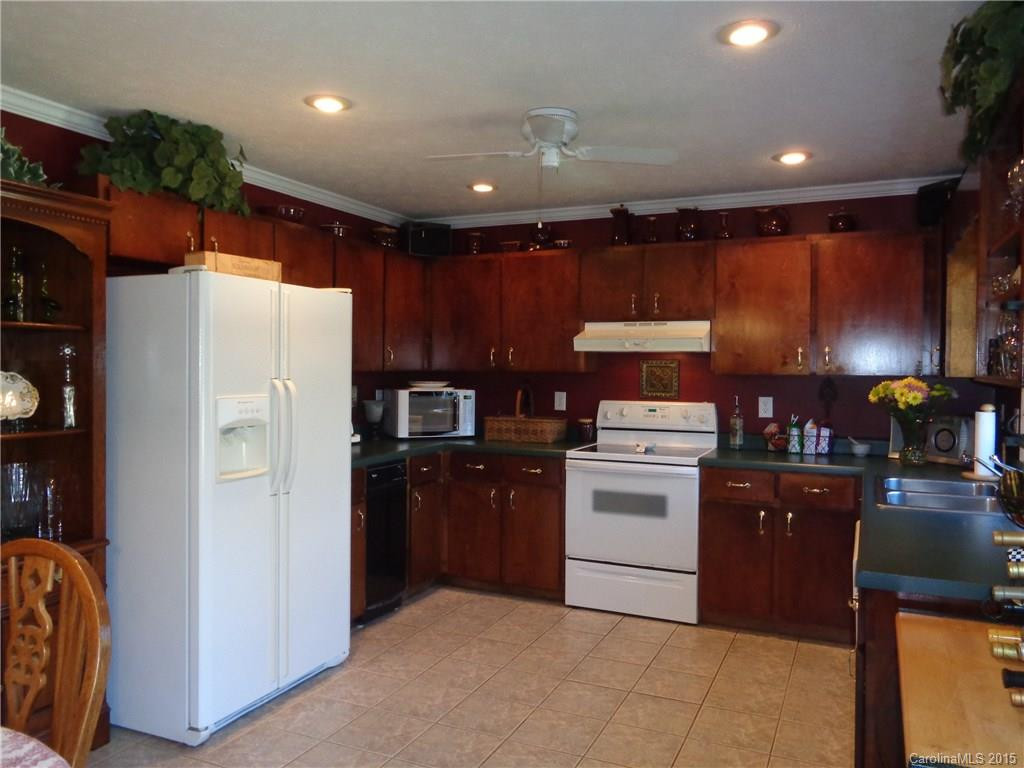 20 Hillside Drive - Photo 9