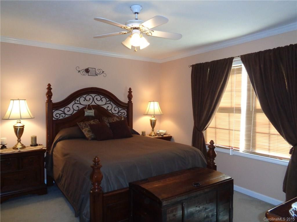 20 Hillside Drive - Photo 10