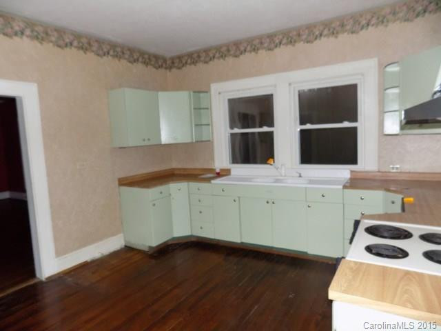 216 Powell Street - Photo 5