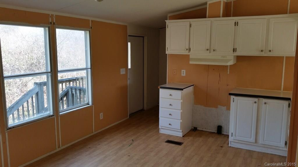 455 Summer Road - Photo 7