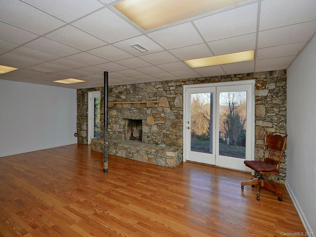 206 Adams Hill Road - Photo 18