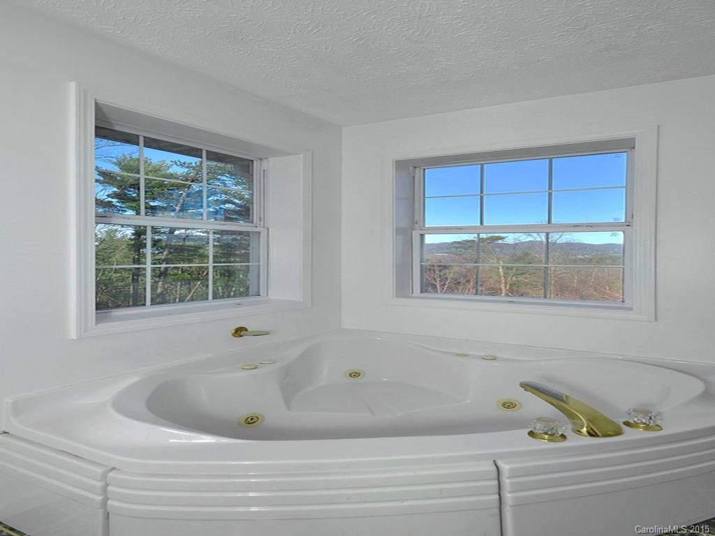 206 Adams Hill Road - Photo 8