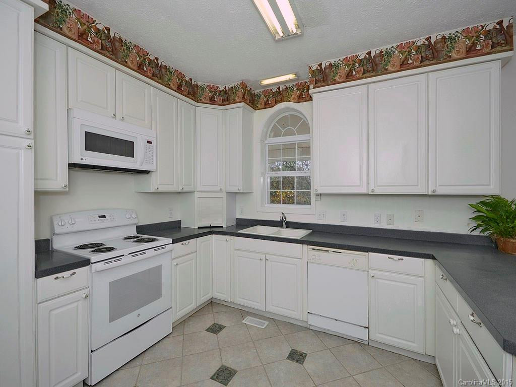 206 Adams Hill Road - Photo 9