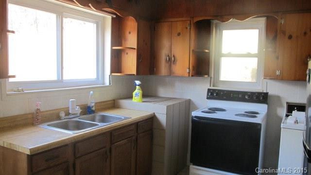 212 Sam Greene Road - Photo 5