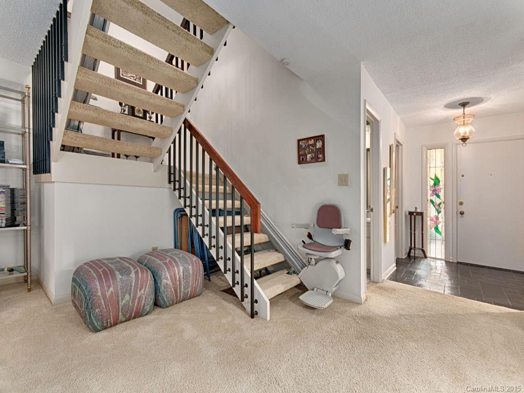 457 Crowfields Drive #6 - Photo 4