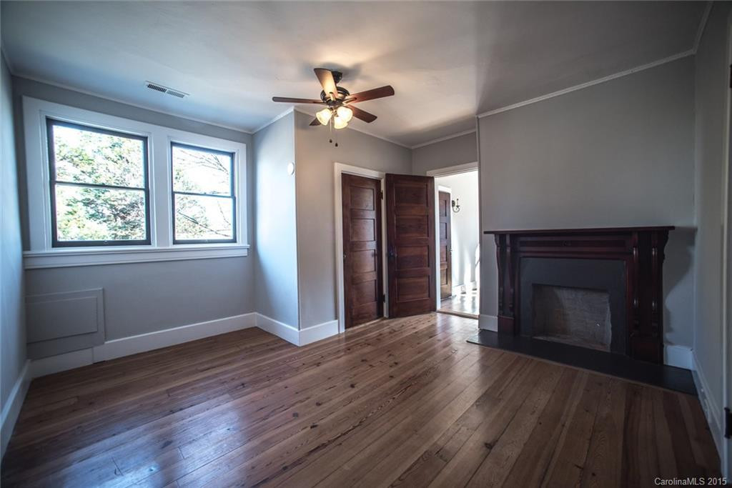 207 Hillside Street - Photo 15