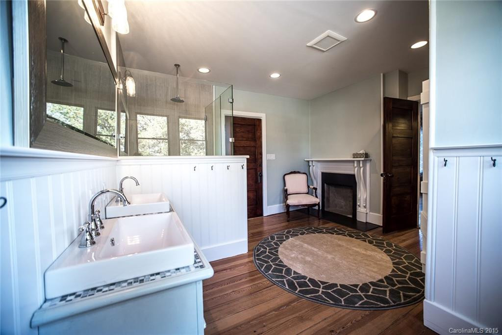207 Hillside Street - Photo 19