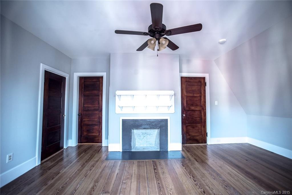 207 Hillside Street - Photo 21