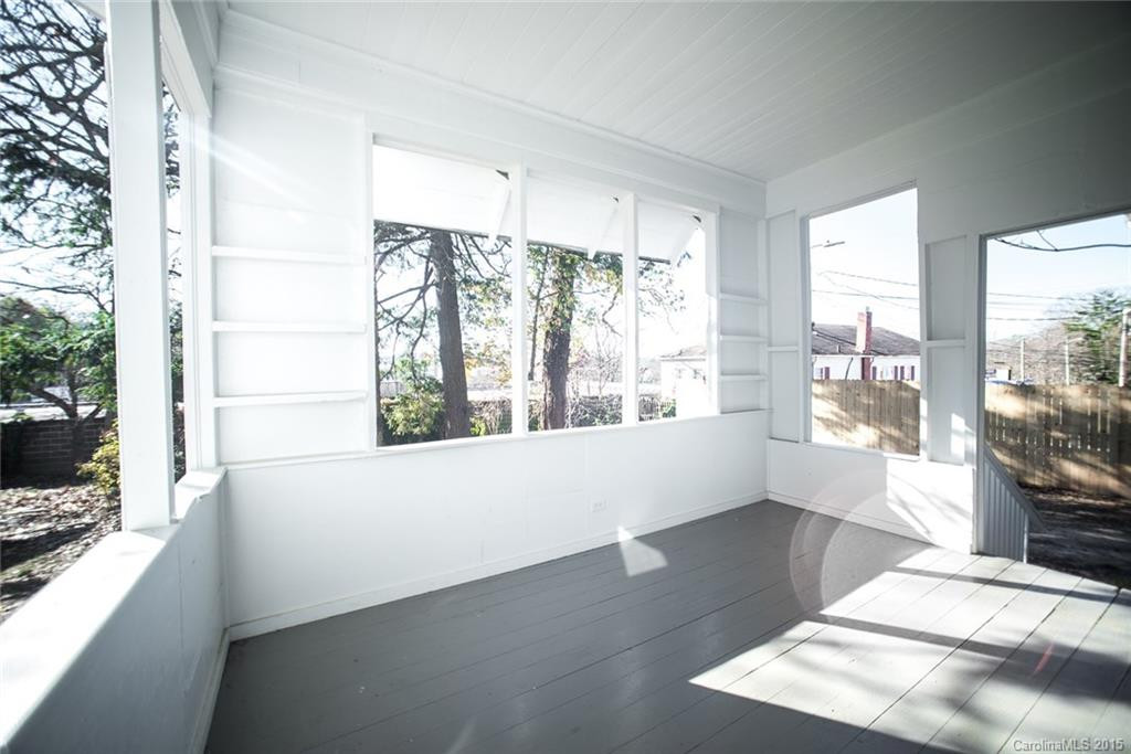 207 Hillside Street - Photo 23