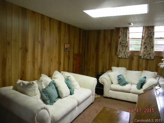 53 Beechwood Road #11 - Photo 5