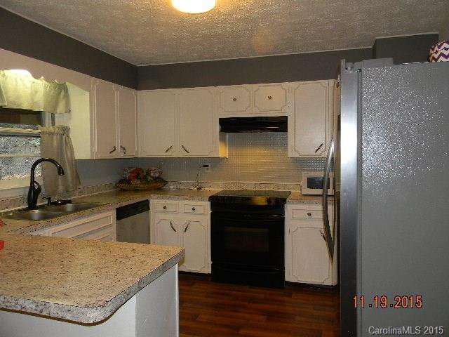 53 Beechwood Road #11 - Photo 6
