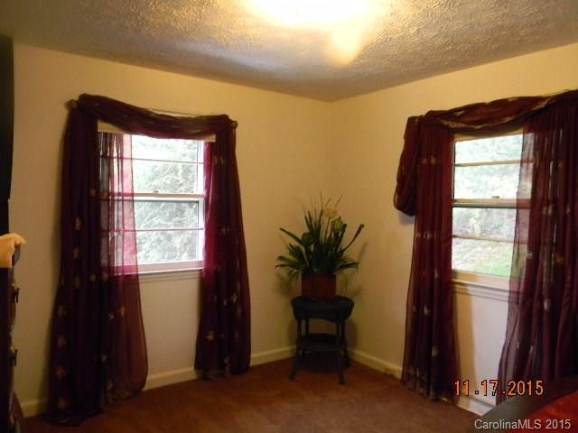 53 Beechwood Road #11 - Photo 10