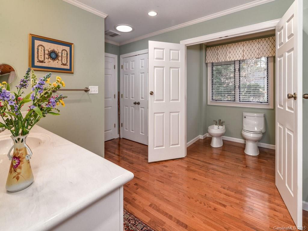406 Conifer Court - Photo 15