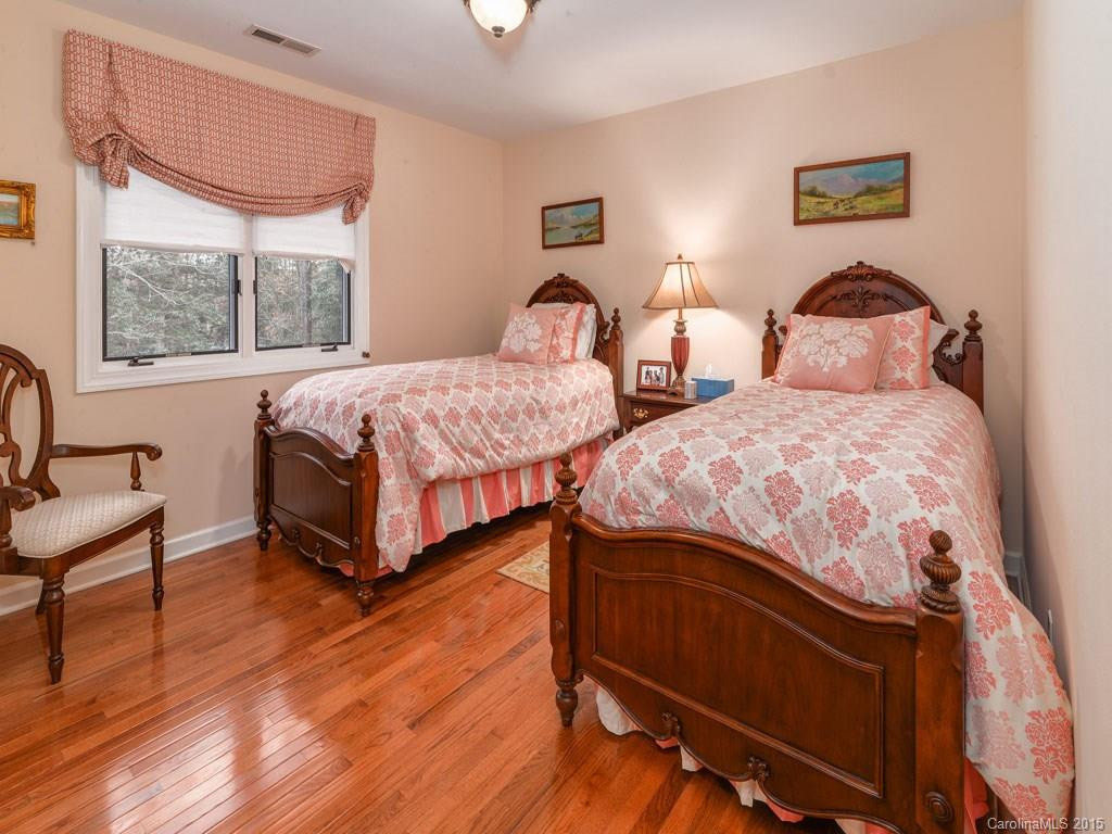 406 Conifer Court - Photo 17