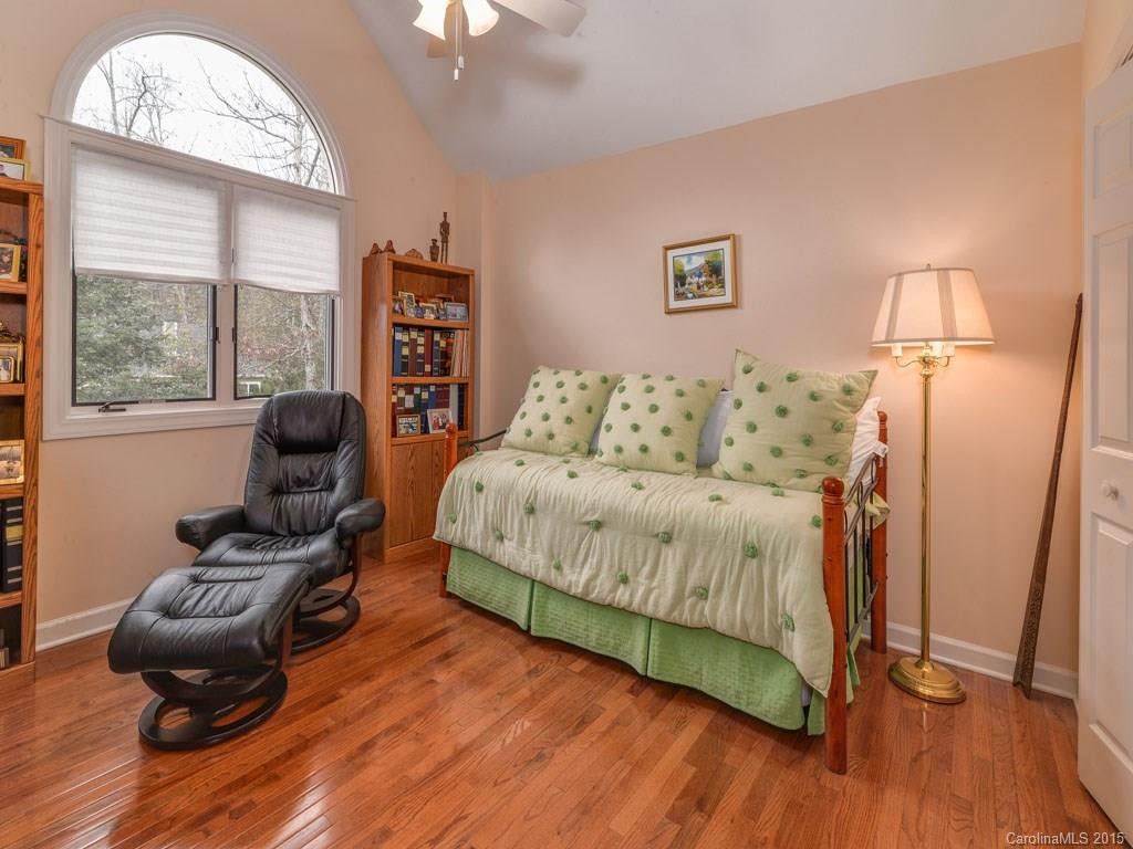 406 Conifer Court - Photo 18