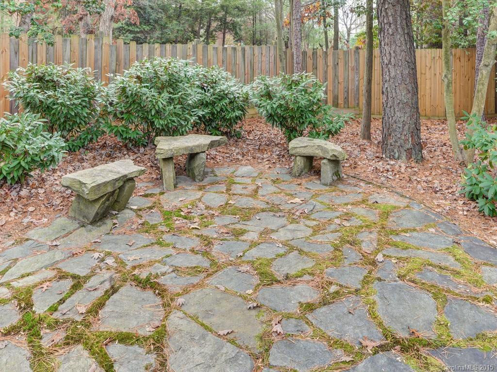 406 Conifer Court - Photo 21