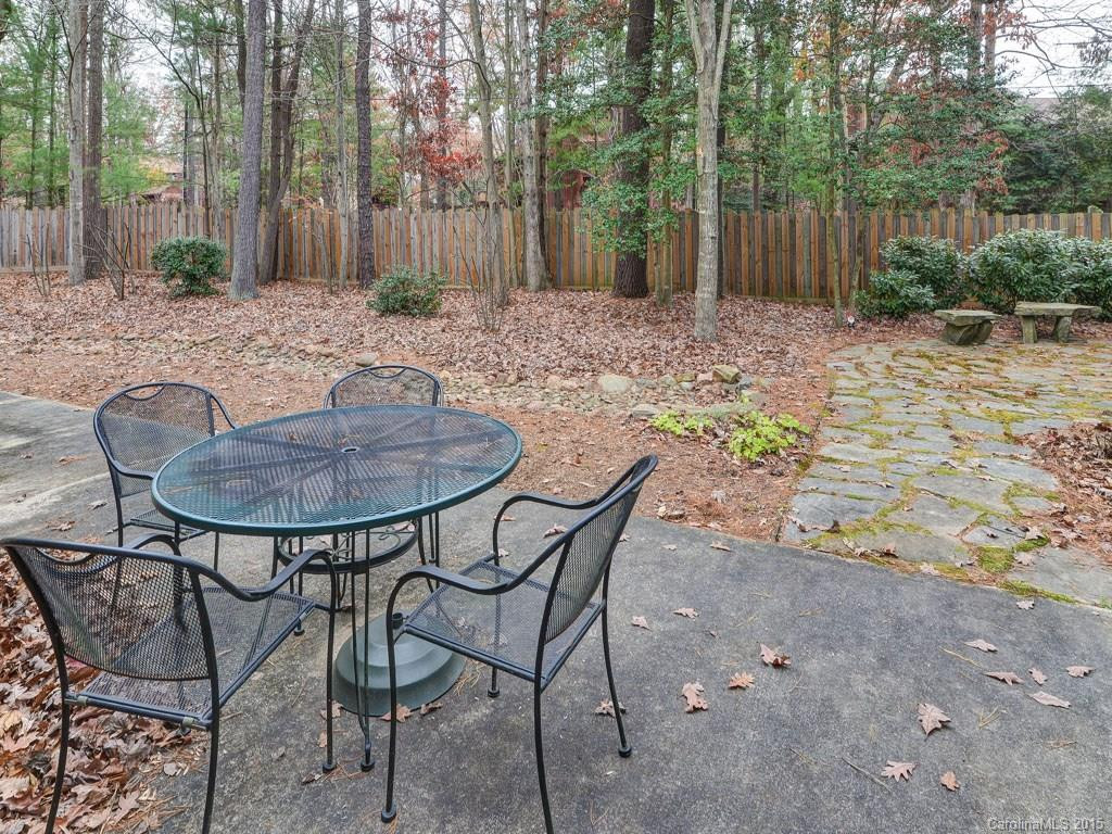 406 Conifer Court - Photo 22
