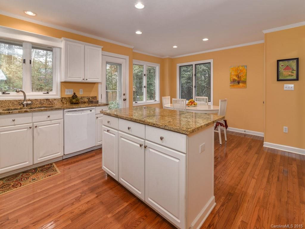 406 Conifer Court - Photo 7