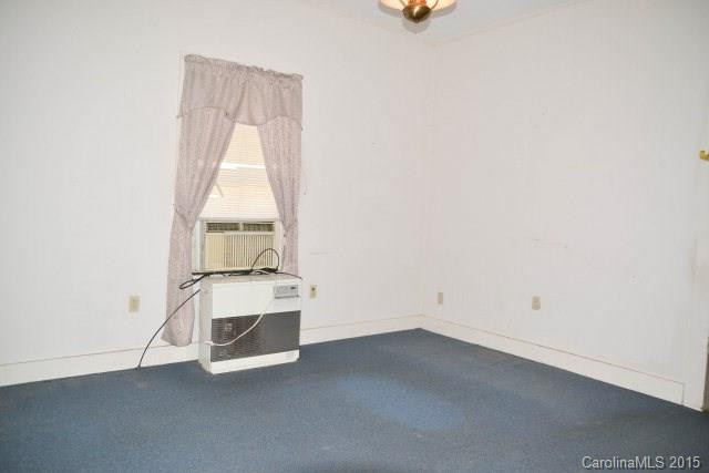 136 Sixth Street - Photo 8