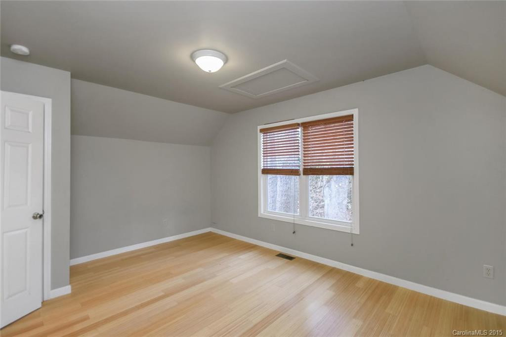 92 Haywood Road - Photo 13