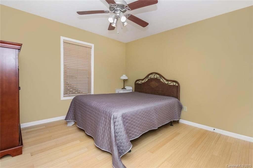 92 Haywood Road - Photo 14