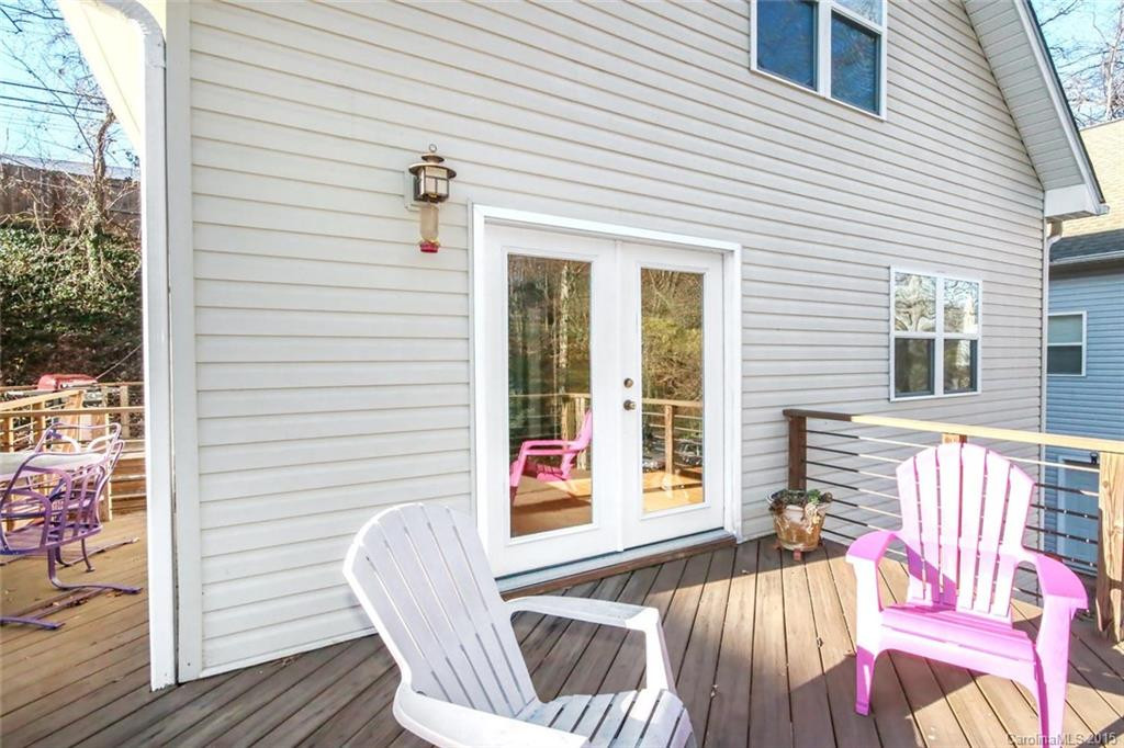 92 Haywood Road - Photo 18