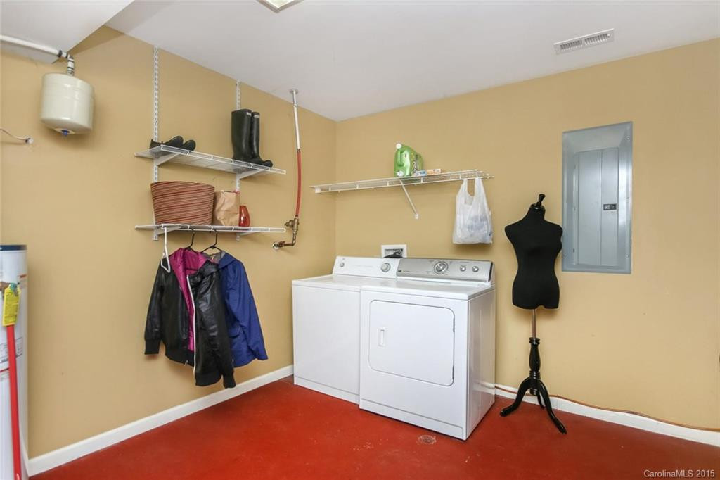 92 Haywood Road - Photo 20