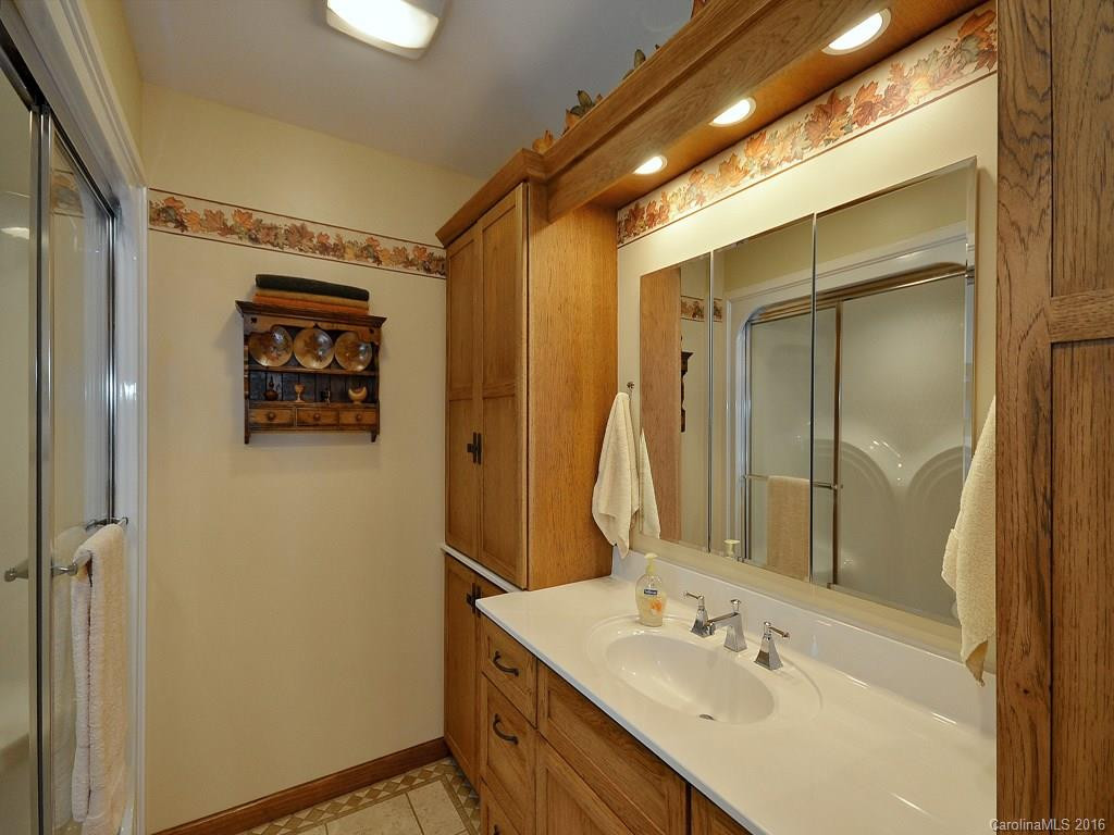 150 Thrashing Rock Drive - Photo 16