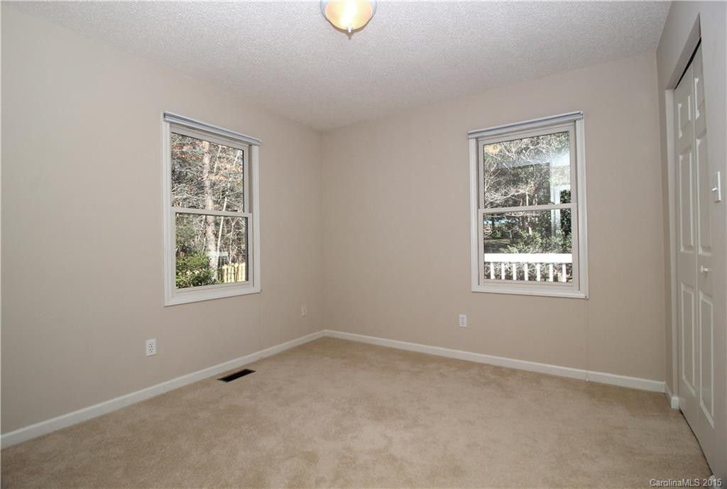 87 Eastmoor Drive - Photo 15