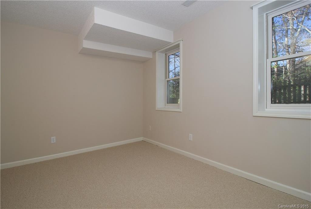 87 Eastmoor Drive - Photo 19