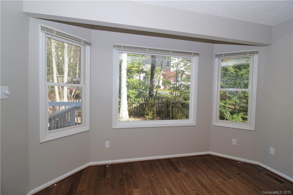 87 Eastmoor Drive - Photo 10