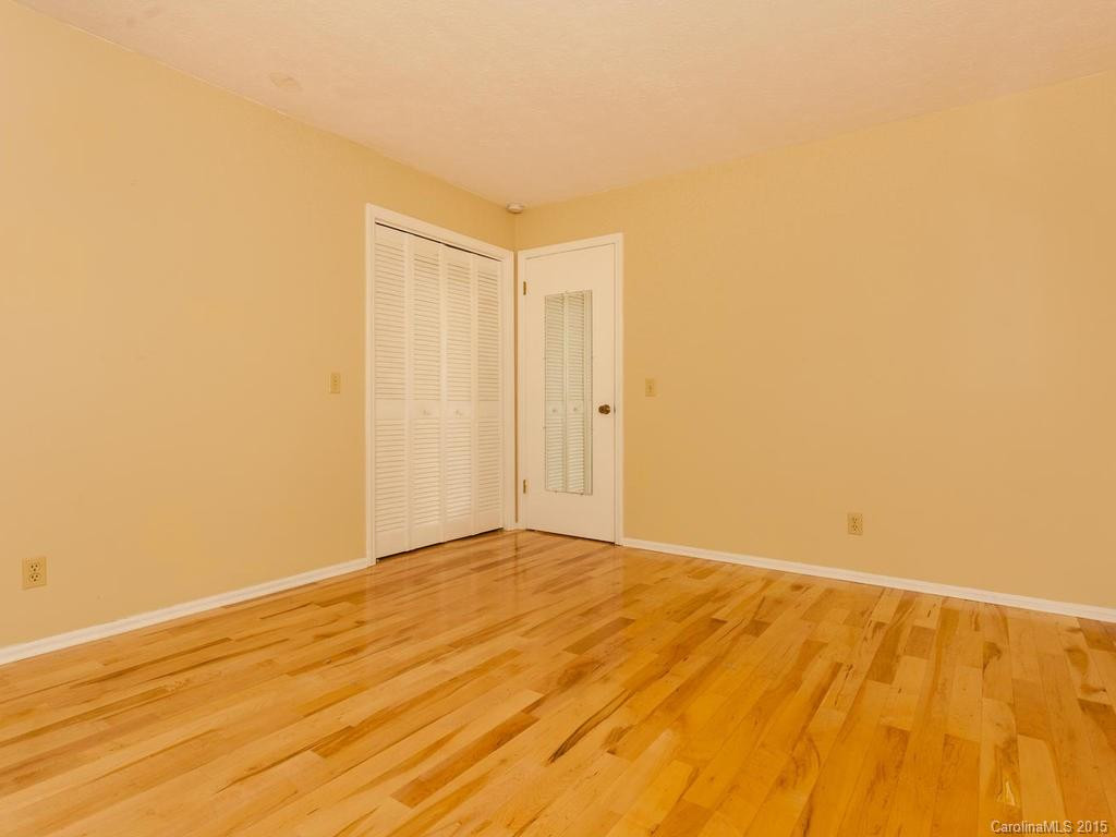 133 Kent Lane - Photo 14