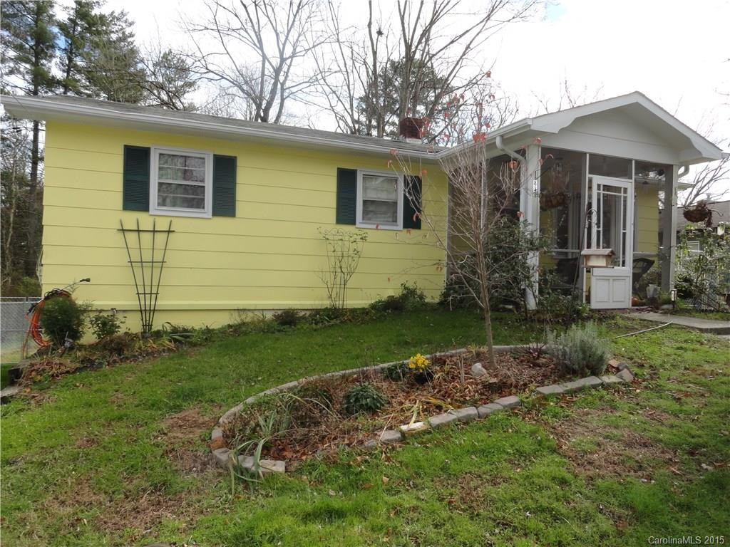 834 Oak Street - Photo 2